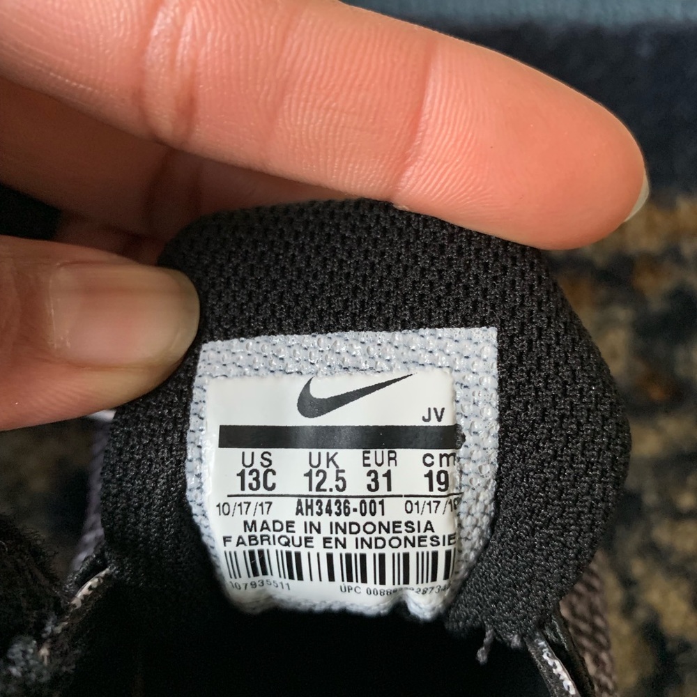 Nike toddler kids shoes - Picture 3 of 3